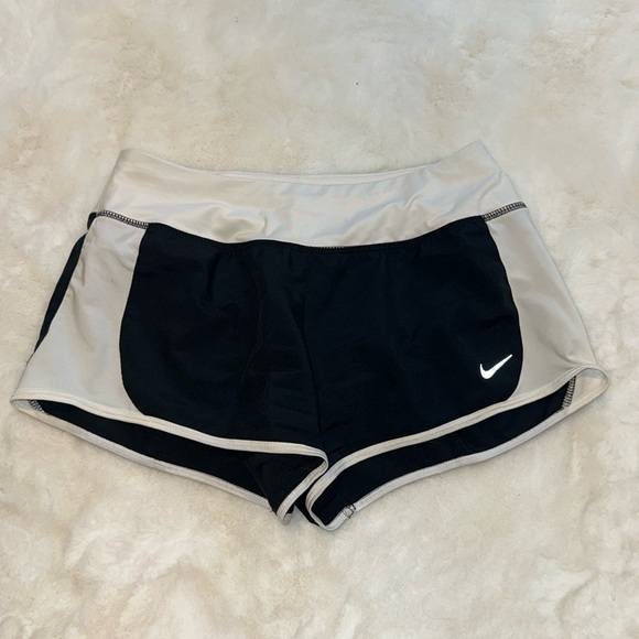 Nike Pants - Nike women’s shorts black/white size small